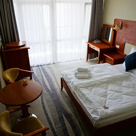 Hotel Laguna Kompleks Wypoczynkowo Rekreacyjny Mrzezyno